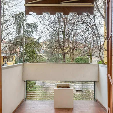 Vibe - Relax House In Navigli * Milano